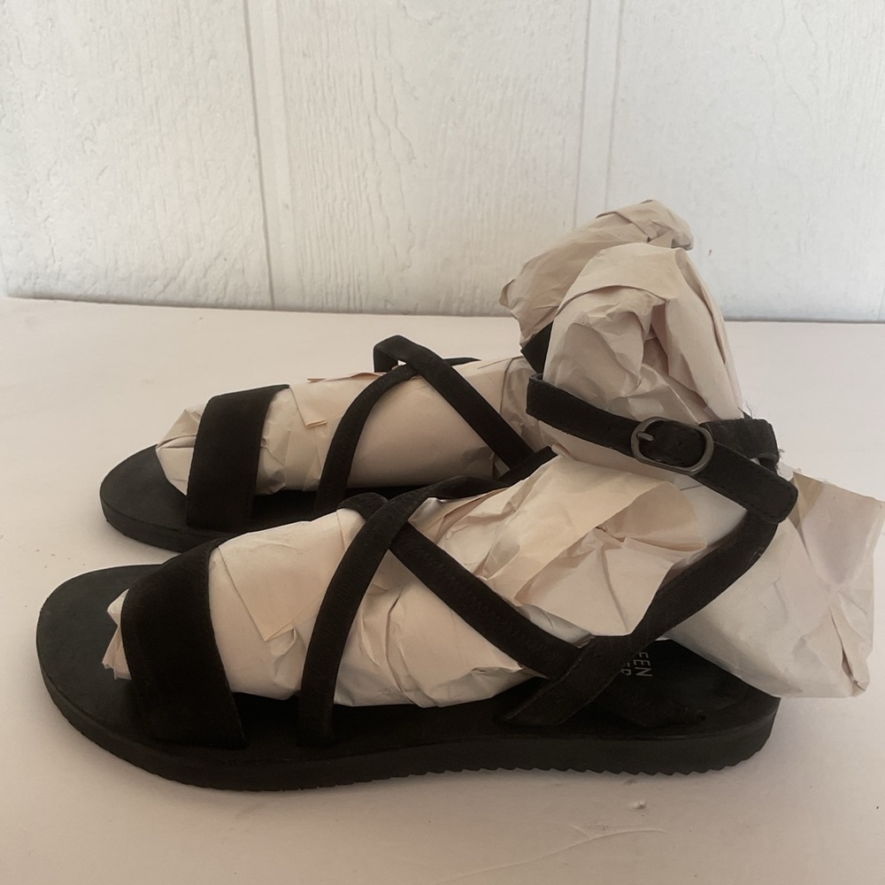 Eileen Fisher Black leather Sandals size 8.5 - Picture 3 of 10